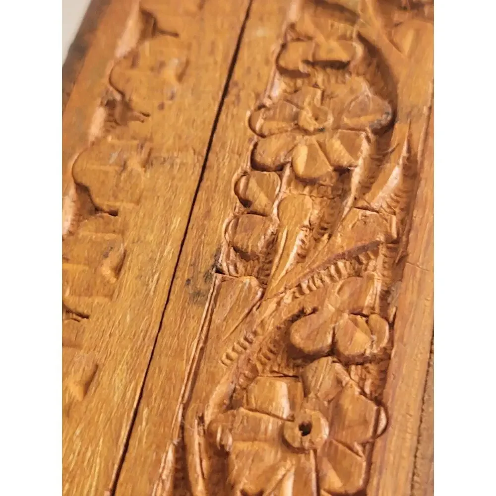 Vintage Hand Carved Wooden Jewelry Trinket Box Floral Inlay Keepsake Decor
